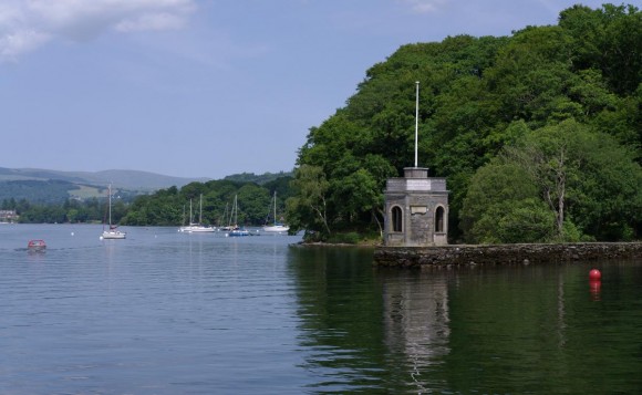 Image of lake Windermere 